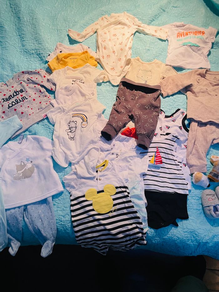 Lot vêtements 3 mois