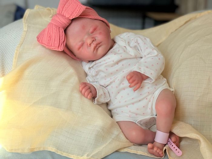 Bébé Reborn - photo numéro 3