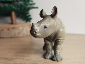 Figurine rhinocéros Animal d'Afrique Papo