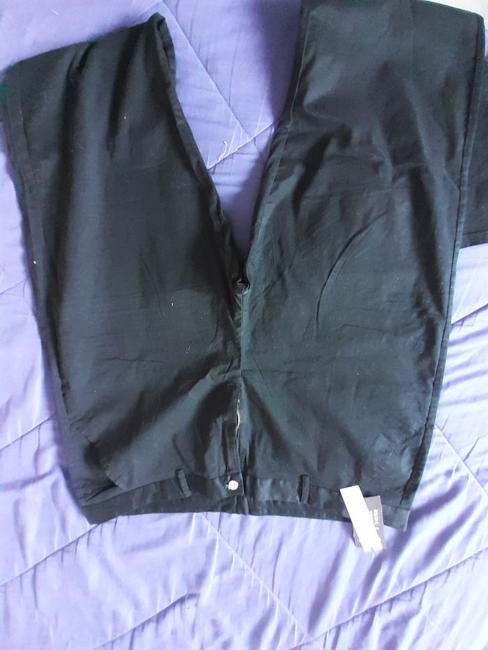 Pantalon neuf