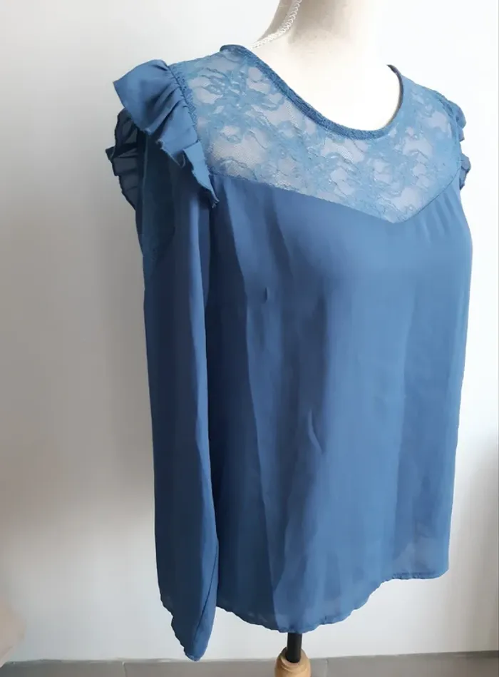 Blouse bleue dentelle Gémo T38 - photo numéro 4