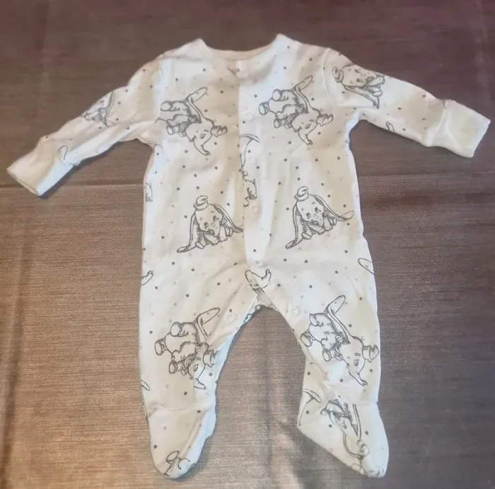Lot pijamas 0 à 3 mois - photo numéro 4