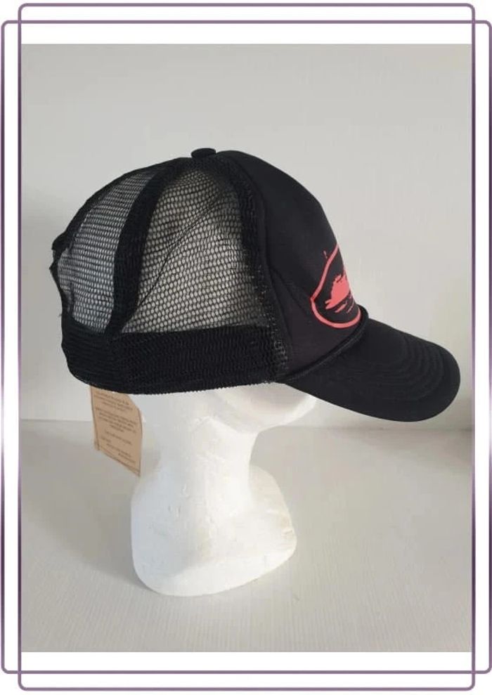 Casquette trucker corteiz alcatraz noir et rouge, neuve, taille unique - photo numéro 4