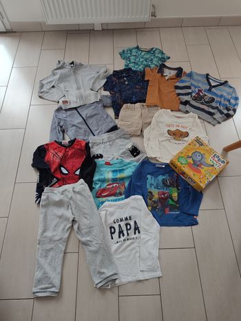 Lot vetements 4 ans