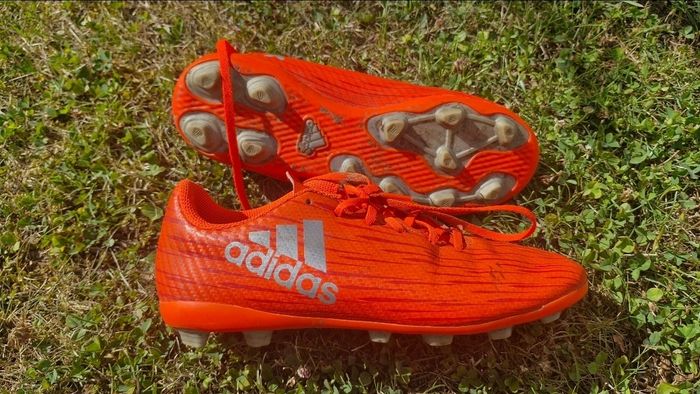 Crampon de foot ( LOT ) - photo numéro 2