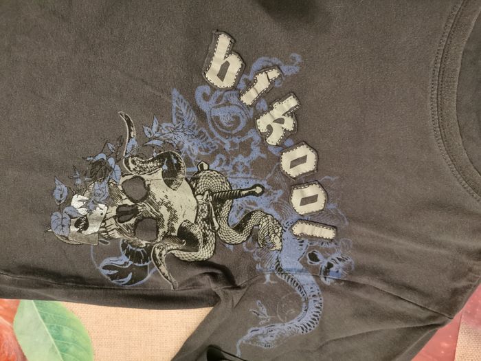 t-shirt taille 8 ans - photo numéro 3