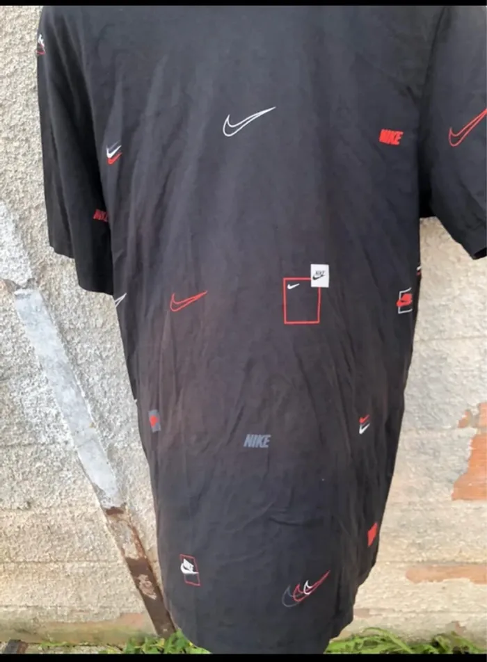 : T-shirt Nike Taille L - photo numéro 9