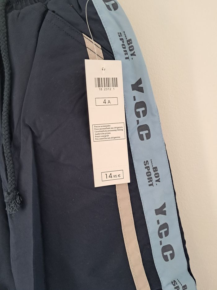 Pantalon 4 ans neuf avec étiquettes - photo numéro 2