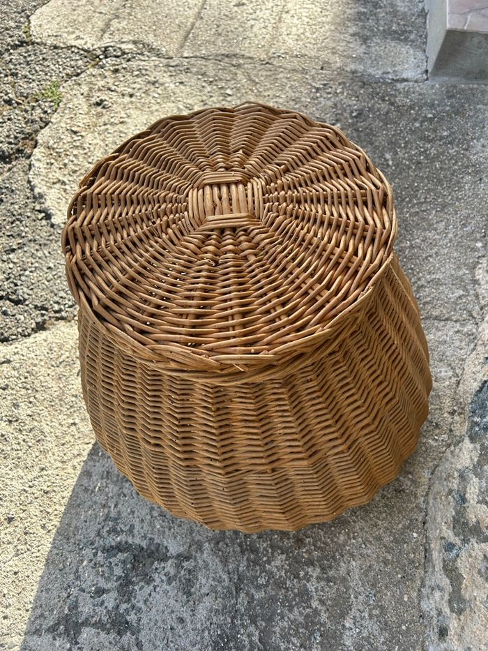 Grand panier avec couvercle rond en osier très ancien ! - photo numéro 3