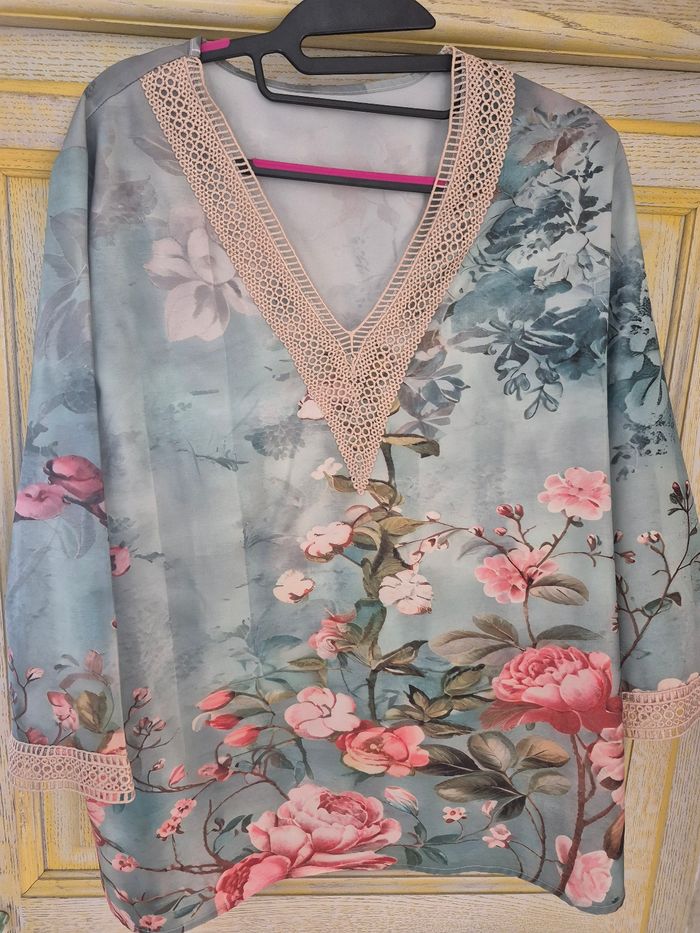 Haut femme - photo numéro 2