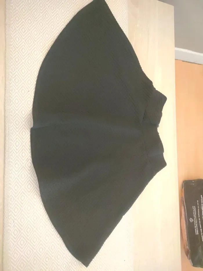 Jupe nid d'abeille patineuse noir 10 ans - photo numéro 3