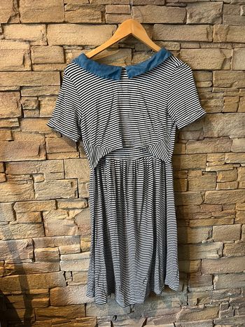 Jolie robe de grossesse col Claudine taille Envie de fraise