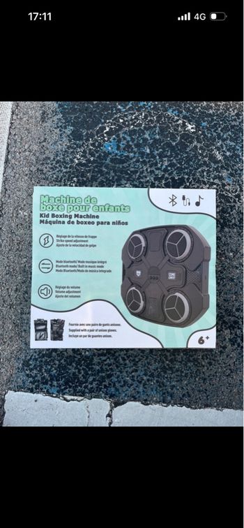 Machine Bluetooth boxe enfants neuf