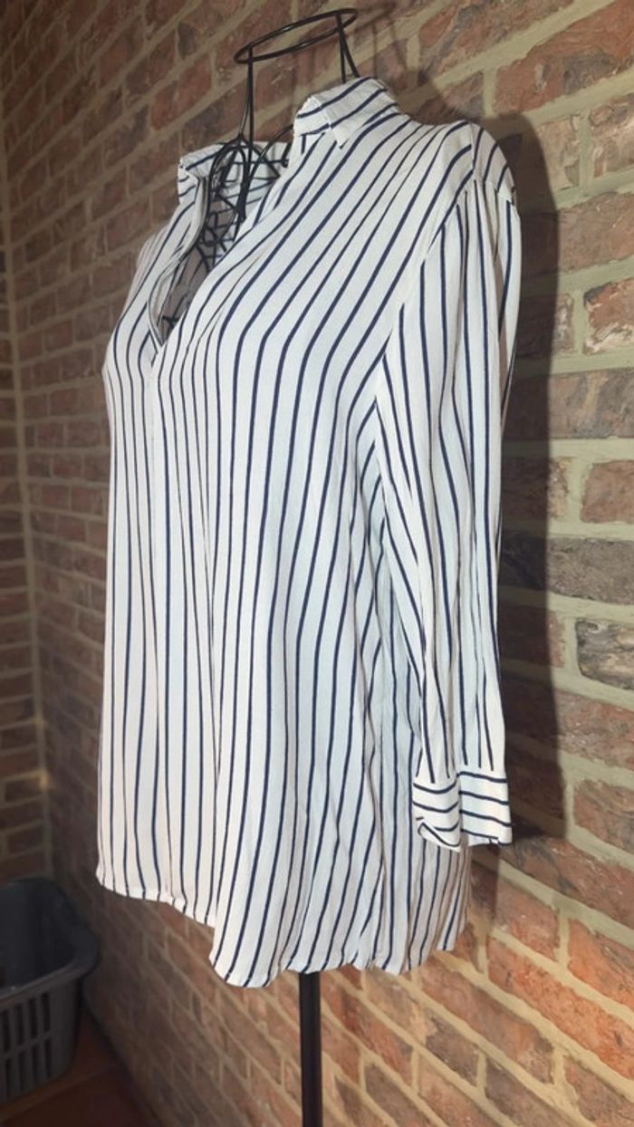 Chemise blanche et bleu lignée Bershka Taille XS / 34 - photo numéro 7