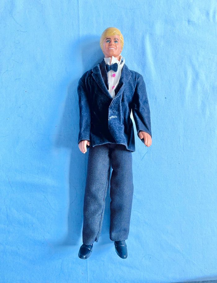 Poupée barbie ken vintage