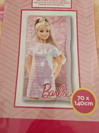 Serviette de plage barbie neuve