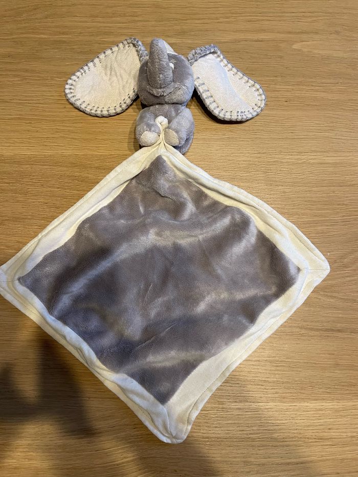 Doudou éléphant - photo numéro 3