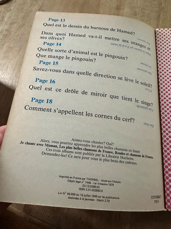 Gentil Coquelicot livre bd album cartonné Ton petit alphabet abécédaire Pierre Probst Hachette - photo numéro 8