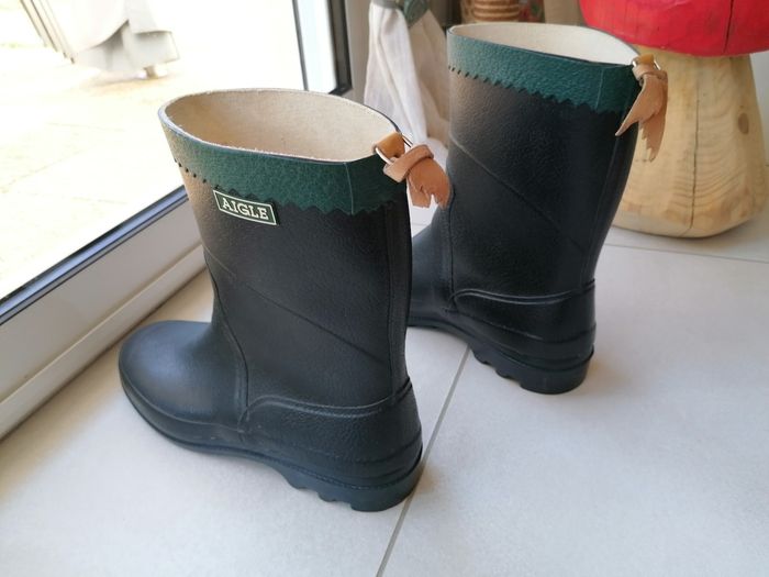 Très jolies 💚 bottes 'Aigle' - photo numéro 7