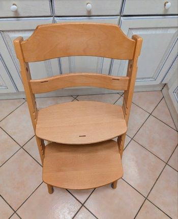 Chaise haute bébé en bois