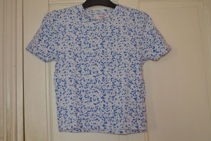 Top fleuri tee shirt manches courtes Jennyfer Taille S - 36