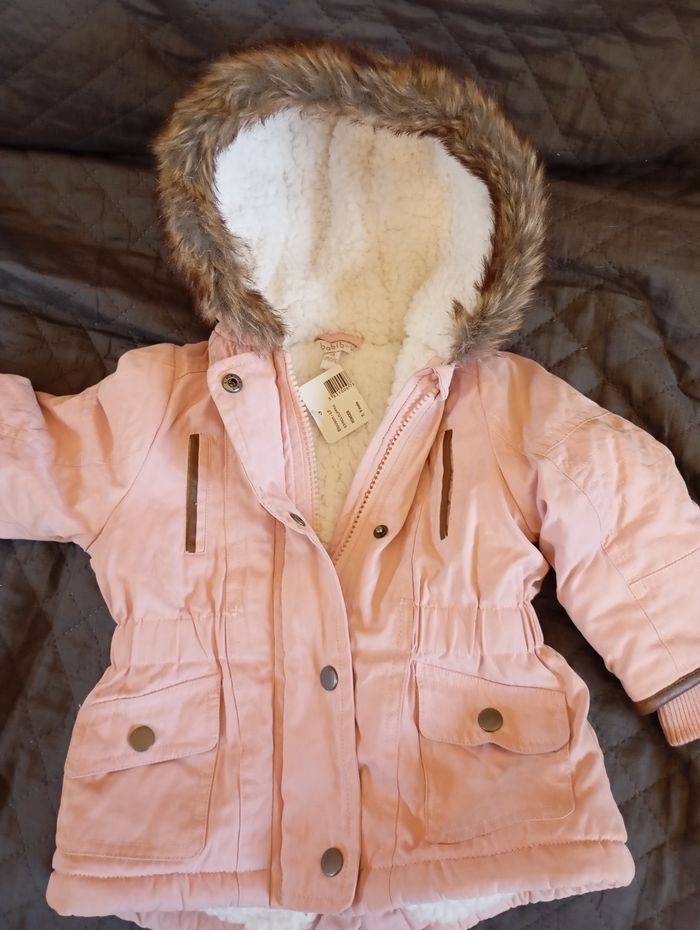 Manteau fille 9 mois neuf