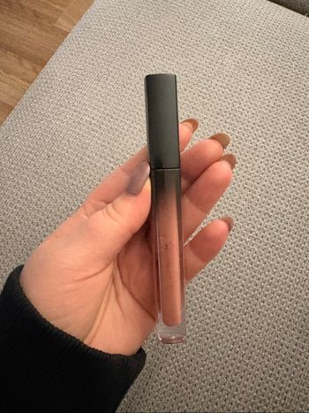 gloss Huda beauty
