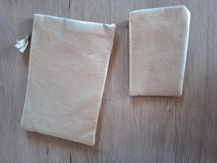 Pochette ensemble jamais utilisé - photo numéro 2