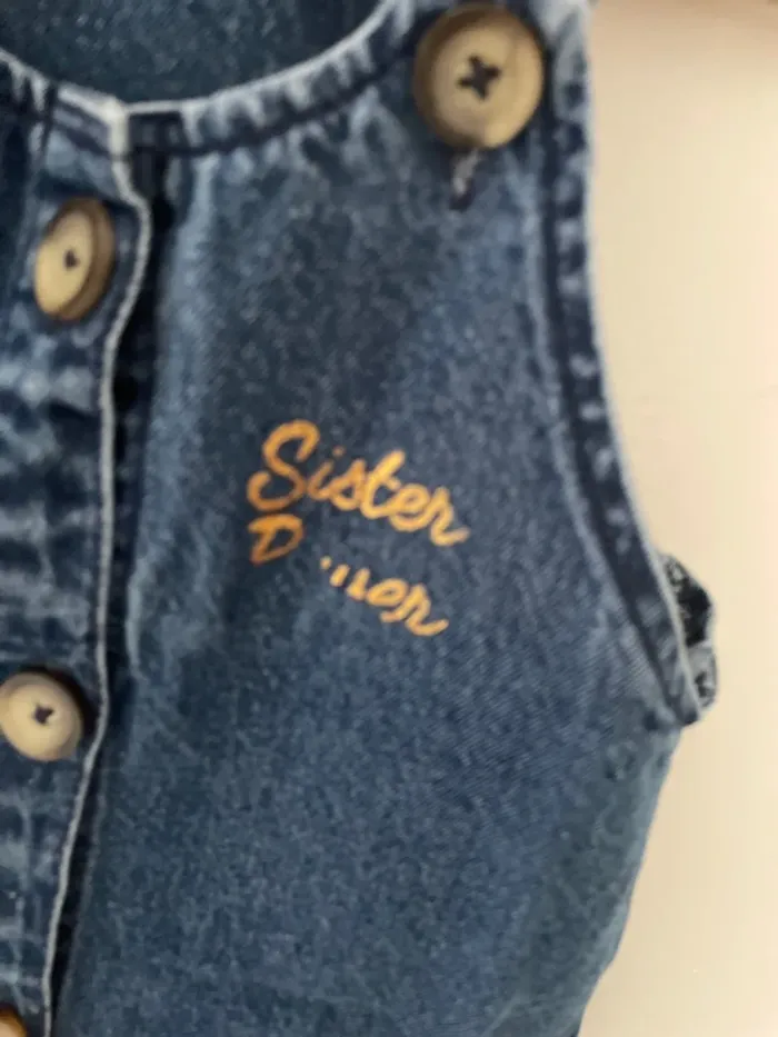 Très jolie robe en jean fille 8 ans - photo numéro 2