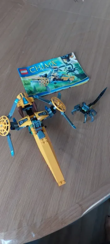 Lego chima l hélicoptère de Lavertus