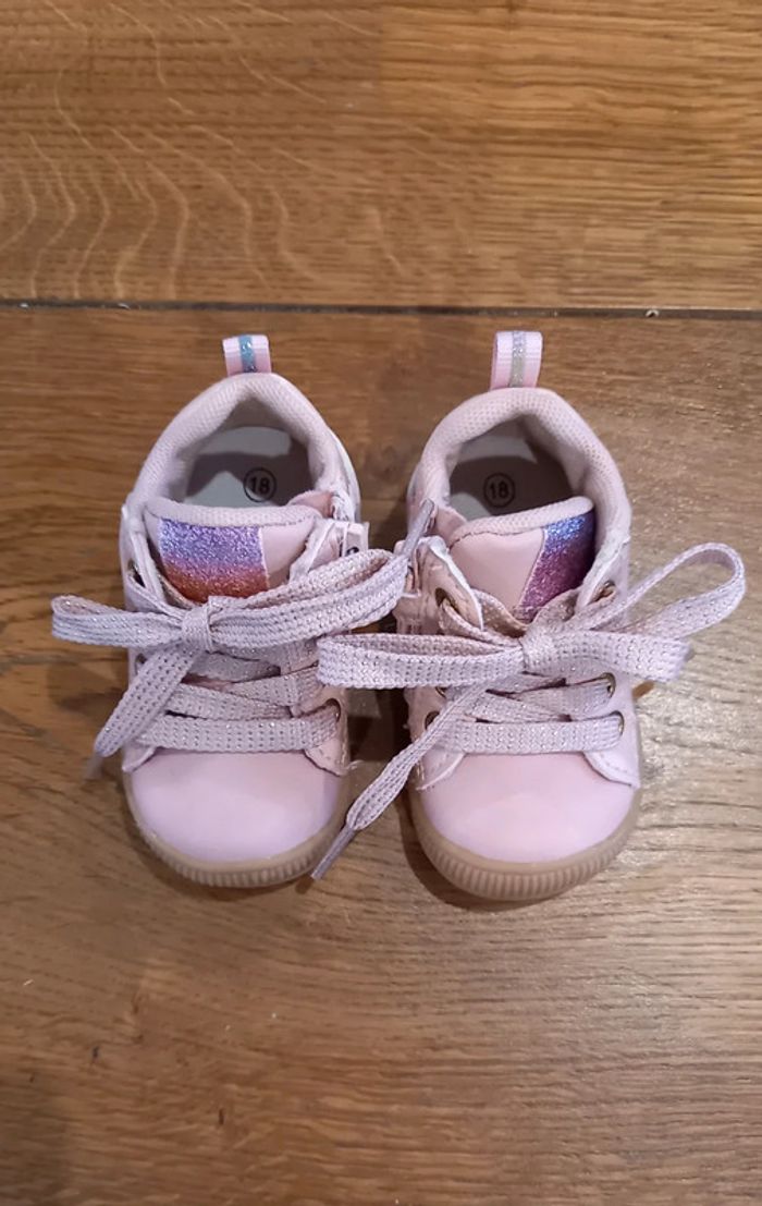 Chaussures premiers pas cuir neuves - photo numéro 3