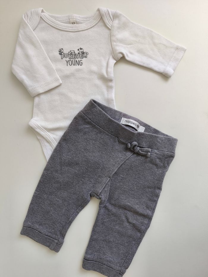 Ensemble bébé 1 mois