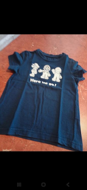 T.shirt garçon taille 4 ans