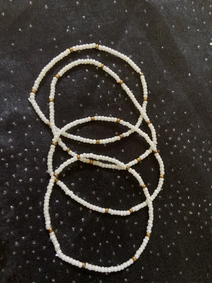 Bracelets blancs dorés - photo numéro 2