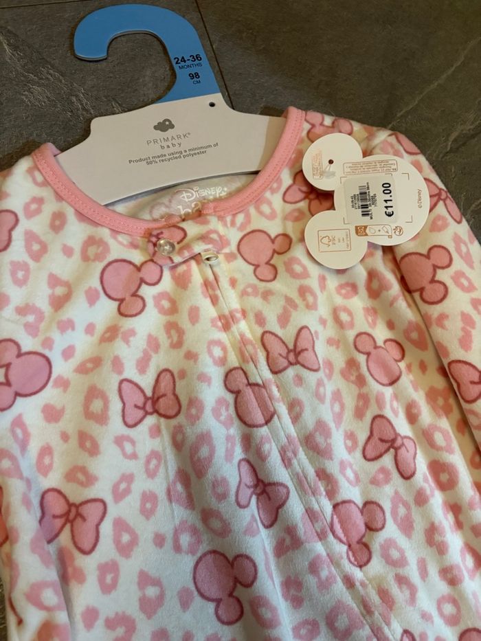 Lot de 2 pyjamas taille 24/36 mois soit 98cm neuf - photo numéro 4