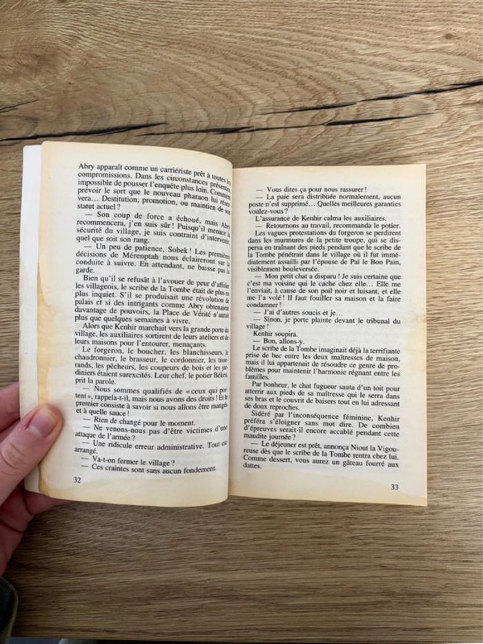 Livre de Poche Christian Jacq - photo numéro 6