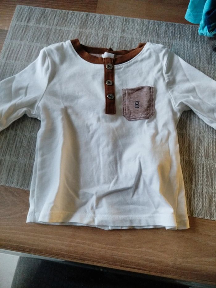 Vends tee shirt manche longue taille 3 mois