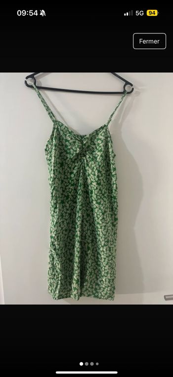 Robe verte à fleur