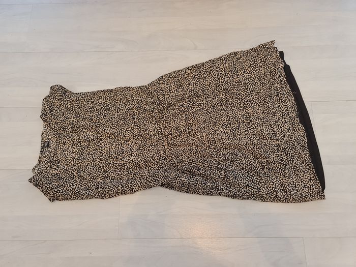 Robe noire motif beige avec poches zip aux épaules Pimkie Taille 36 - photo numéro 6