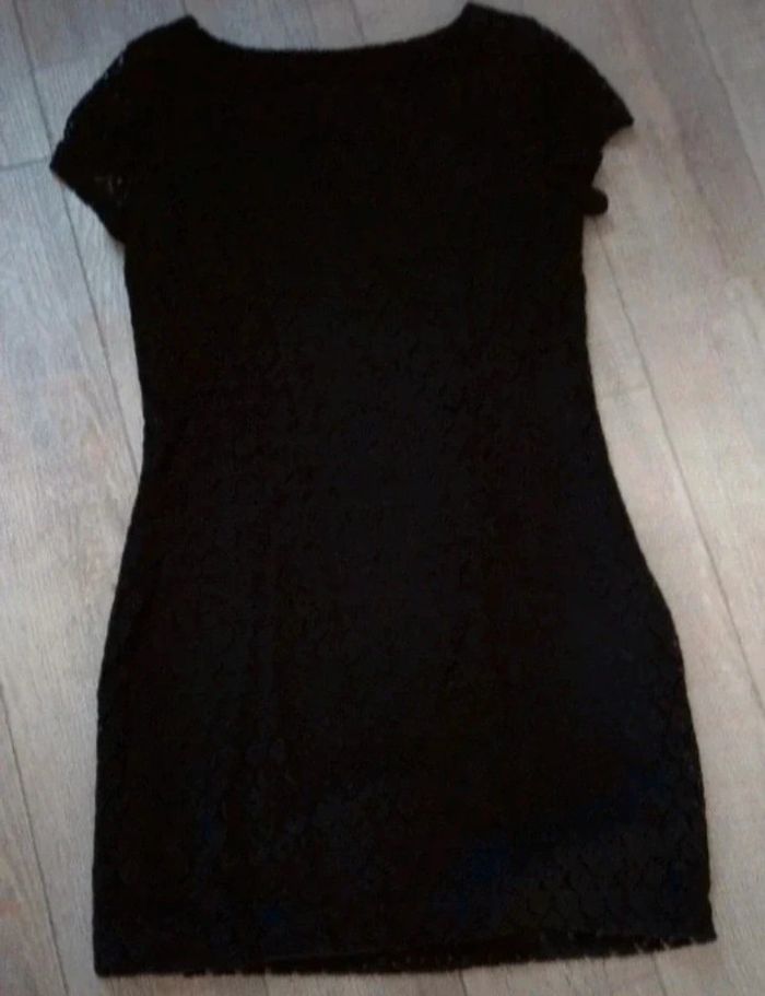 Robe dentelle - photo numéro 6