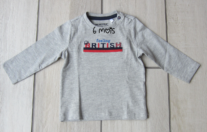 Tee shirt manches longues. Taille 6 mois