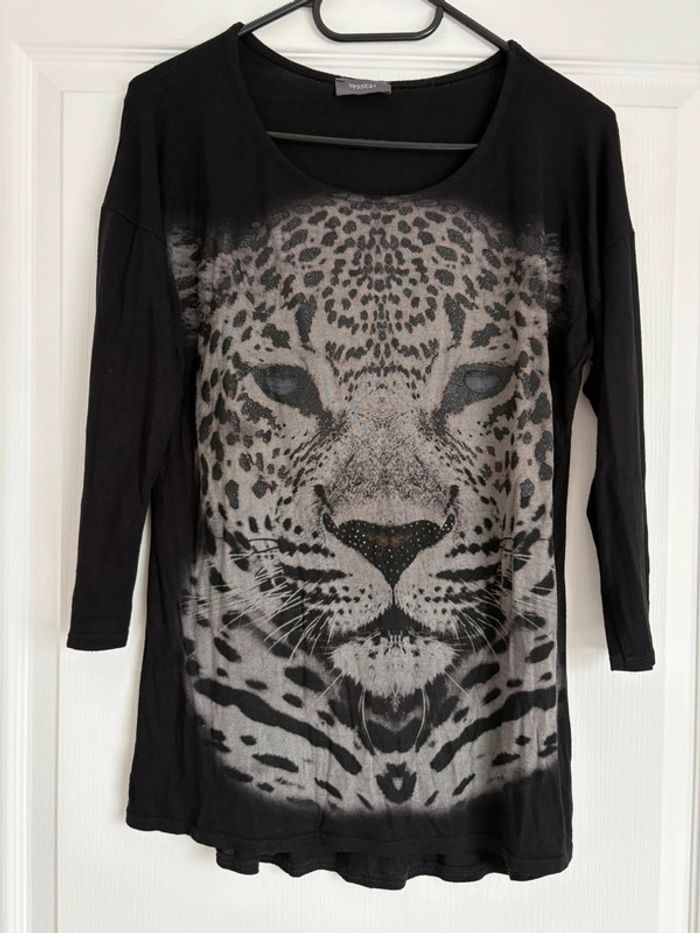 T-shirt manches 3/4 léopard Yessica taille M très bon état - photo numéro 2