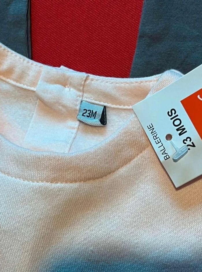 Ensemble 3  pièce  bébé fille  24 mois neuf - photo numéro 6