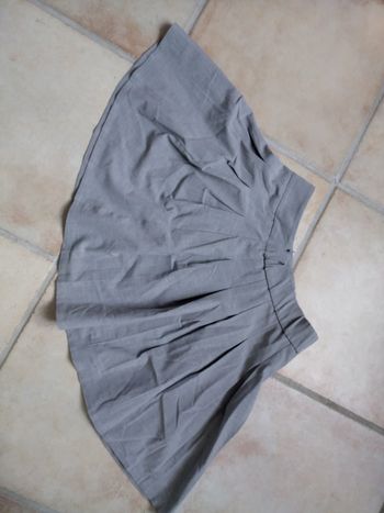 Jupe Stradivarius   Taille S