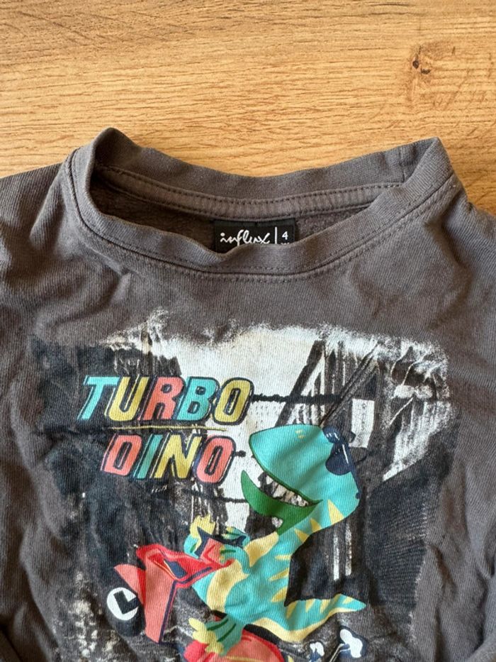 Sweat pull dino 4 ans - photo numéro 2