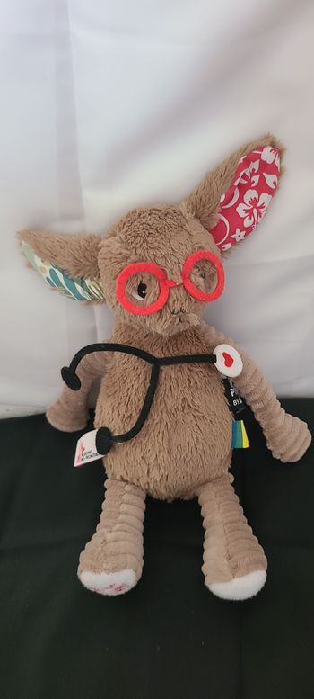 Doudou Peluche Fenec Médecin Sans Frontières Déglingos