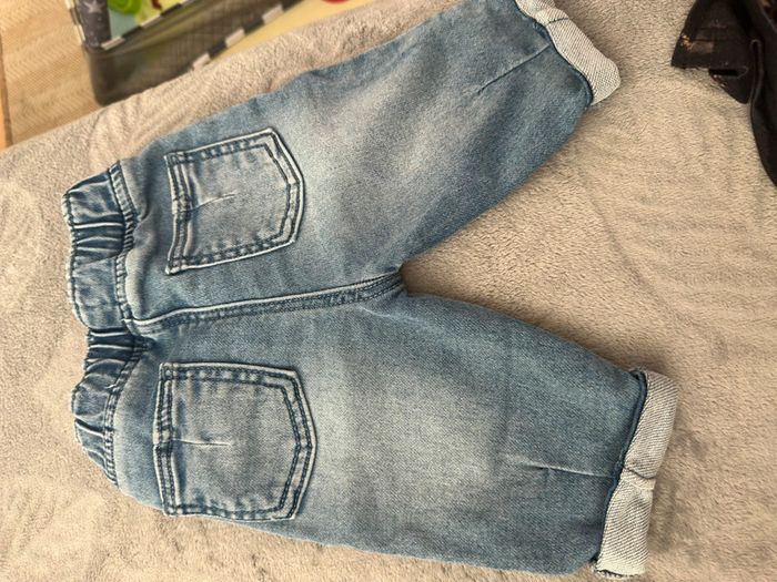 2 pantalon cargo et un jean - photo numéro 6