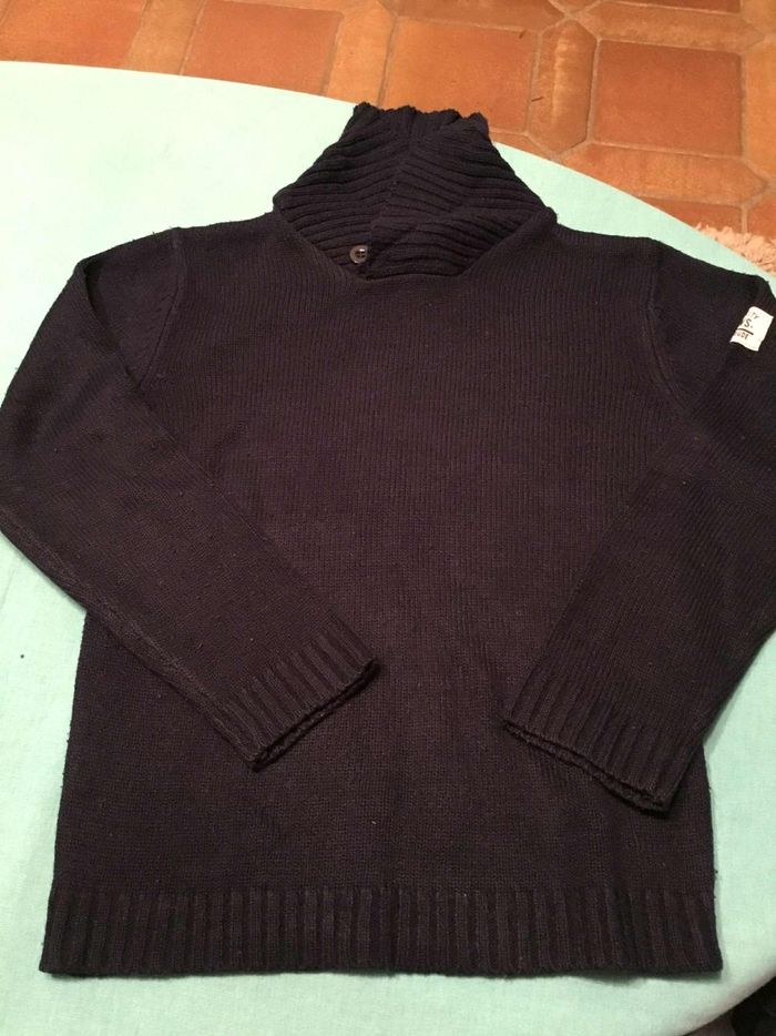 Pull marine 6 ans - photo numéro 2