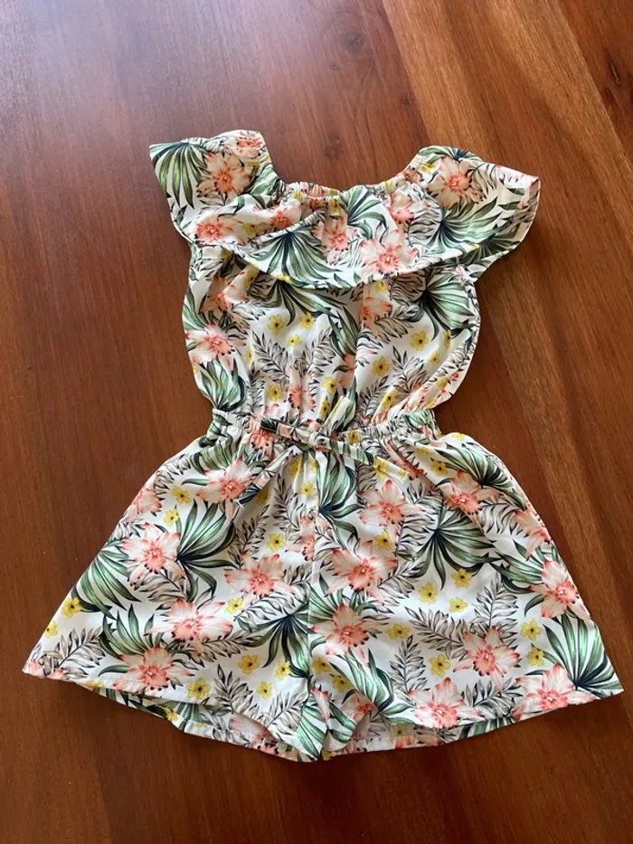 Combishort neuve taille 18 mois Name It