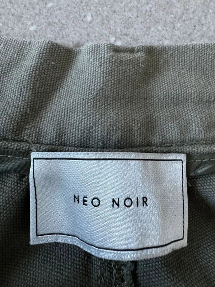 Pantalon cargo kaki Neo Noir, bon état,  43x100cm - photo numéro 2